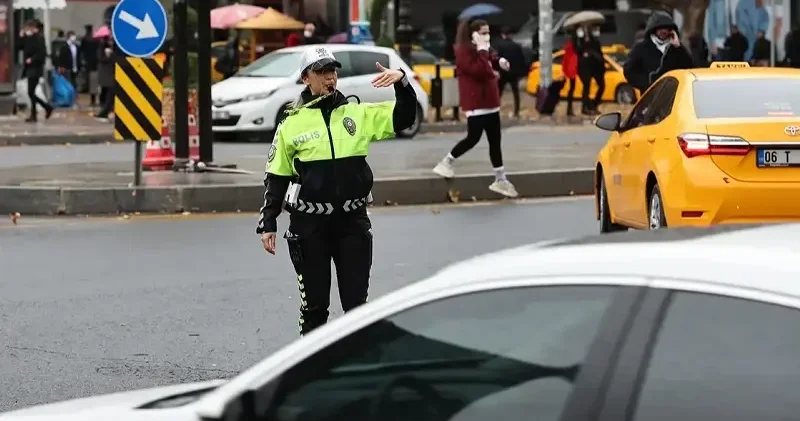 Emniyet Teşkilatında Ramazan Bayramı seferberliği: On binlerce personel görev yapacak Gündem Haberleri