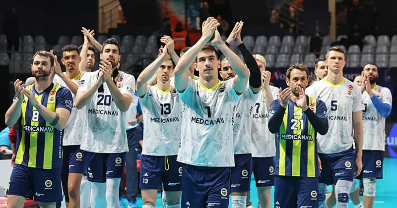 SMS Grup Efeler Ligi: Fenerbahçe, Bursa da kayıp!