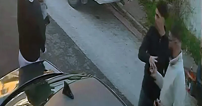 SON DAKİKA: Hırsız eğlencesi! Çaldıkları yüzükleri taktılar Adana haberleri Son dakika haberleri