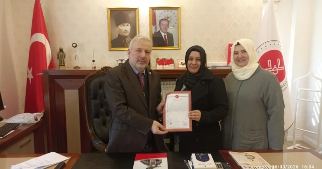 Yalova da şehit eşi evini Diyanet Vakfına bağışladı Yalova Haberleri