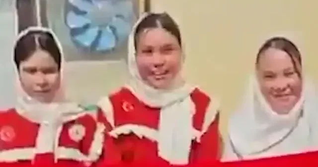 MHP lideri Bahçeli Afganistan daki Türkmen çocuklara bayramlık gönderdi: Teşekkür ederiz Devlet dede VİDEO İZLE