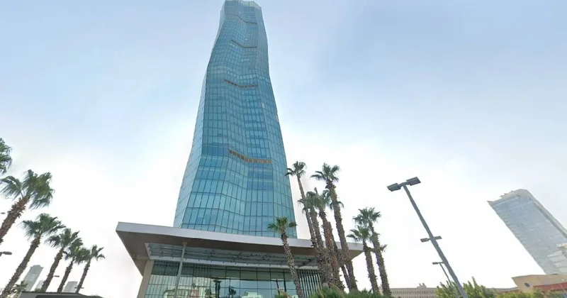 Milyar dolarlık miras kavgası Türkiye nin 116 yıllık dev holdingini iflasa sürükledi Sözcü Gazetesi