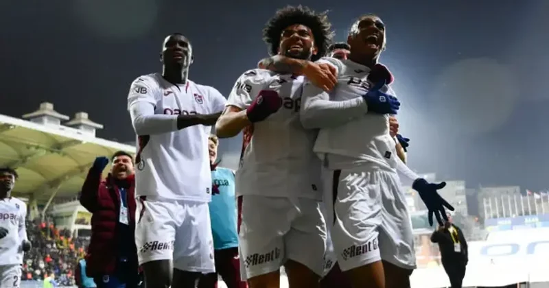 Fırtına derbiye hazır! Deplasmandan 3 puanla dönüp yarışa ortak oldular