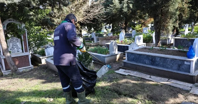 Bursa da şehitlik ve mezarlıklar bayrama hazır Bursa Haberleri