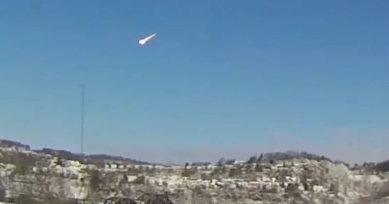 Ülkelerinde 72 bin kilometre hızla düşen ateş topunu görünce feleklerini şaşırdılar! Sözcü Gazetesi