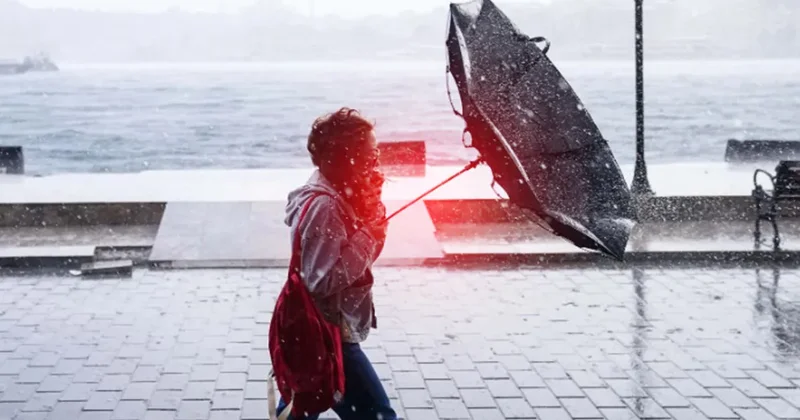 SON DAKİKA HAVA DURUMU: Meteoroloji 5 günlük haritayı güncelledi: Bayramda kar sürprizi! Sağanak ve fırtına o saatlerde vuracak!