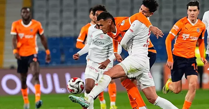 İstanbul da sessiz gece! Başakşehir, Antalyaspor a takıldı... (Maç özeti Başakşehir 0 0 Antalyaspor) Fanatik Gazetesi Futbol Haberleri Spor