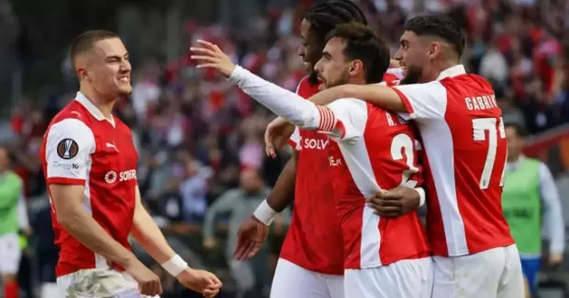 Avrupa da bir geri dönüş daha! 2 0 dan dönüp çeyrek finalist oldular