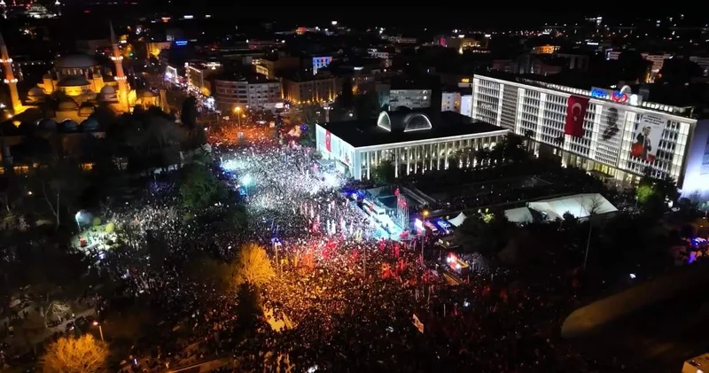 Özgür Özel yeni miting çağrısı: Bu mücadele burada bitmez!