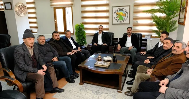 Tanoğlu, İliç te esnafı ziyaret etti, iftarda buluştu Erzincan Haberleri