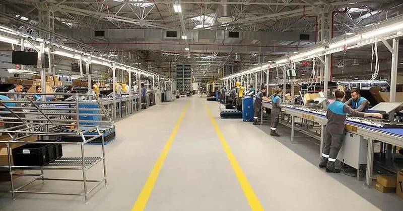 Onlarca fabrika bayram tatilini 9 gün yaptı Sözcü Gazetesi
