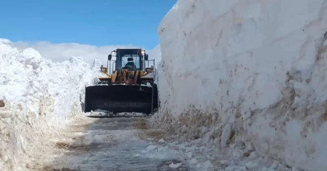 Hizan da çığ ve kar engeli Bitlis Haberleri