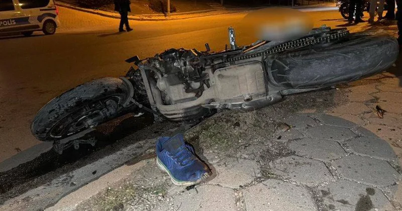 Eskişehir’de bir ay önce evlenen Emirhan, motosiklet kazasında hayatını kaybetti Son dakika haberleri