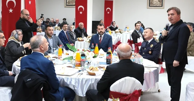 Vali Aydoğdu, Erzincan da şehit aileleri ve gazilerle iftarda buluştu Erzincan Haberleri