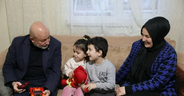 Başkan Çolakbayrakdar: Ramazan ın bereketini hemşerilerimle aynı sofrada paylaştık Başkan Çolakbayrakdar, vatandaşların hem duasını aldı hem de gönlünü fethetti Kayseri Haberleri