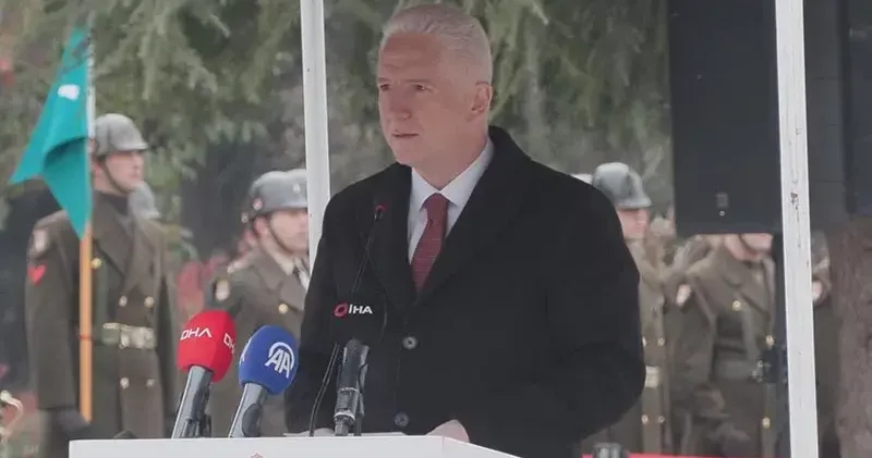 Vali Gül: İmkansızlıklar içinde yazdığınız bu destan, tarihin akışını değiştiren kahramanlık abidesidir