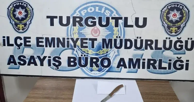 Manisa’da durakta bıçaklı saldırı: Hayatını kaybetti Manisa Haberleri