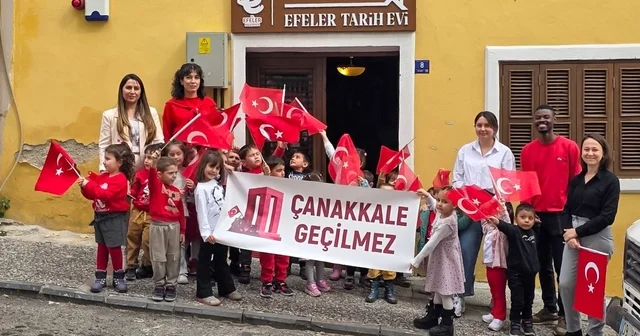 Efeler Belediyesi nin tarihi mekanları Çanakkale Zaferi nin yıldönümünde minikleri ağırladı Aydın Haberleri