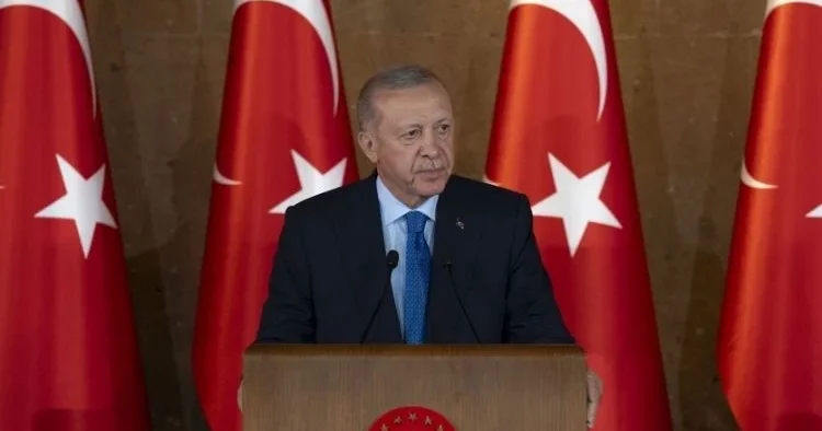 Erdoğan, Umman Sultanı ile görüştü