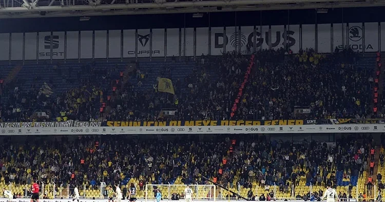 Kadıköy de tribünler boş kaldı!