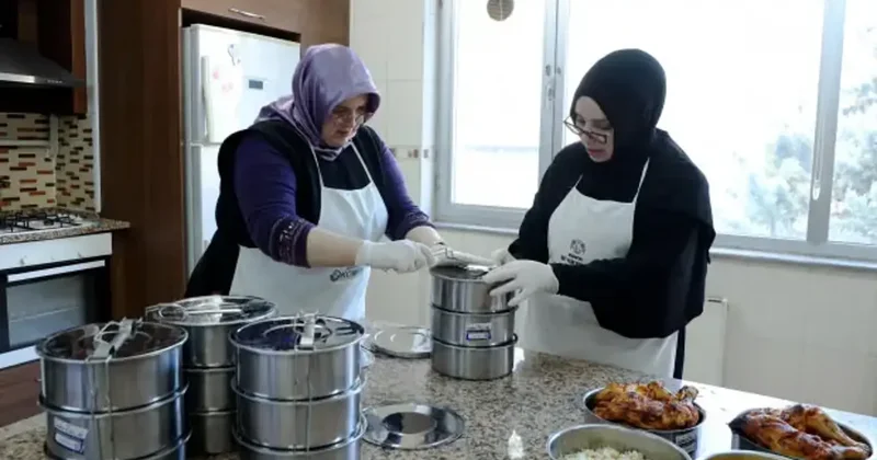 KOMEK kursiyerleri Ramazan ayı boyunca gönüllere dokundu