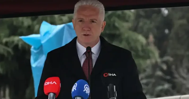 İstanbul da 18 Mart Çanakkale şehitleri törenle anıldı