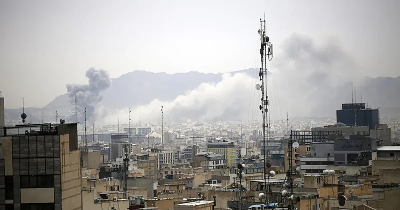 SON DAKİKA İsrail den Lübnan a yeni saldırı dalgası: İran dan Ali Laricani nin intikamı mesajı