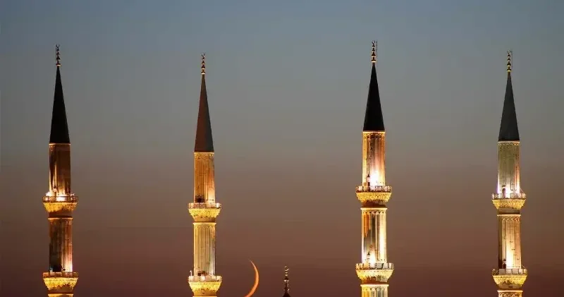 Suudi Arabistan dahil birçok Arap ülkesi Ramazan Bayramı nın başlayacağı günü duyurdu Hayat Haberleri