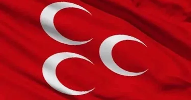 MHP’de üç fesih daha