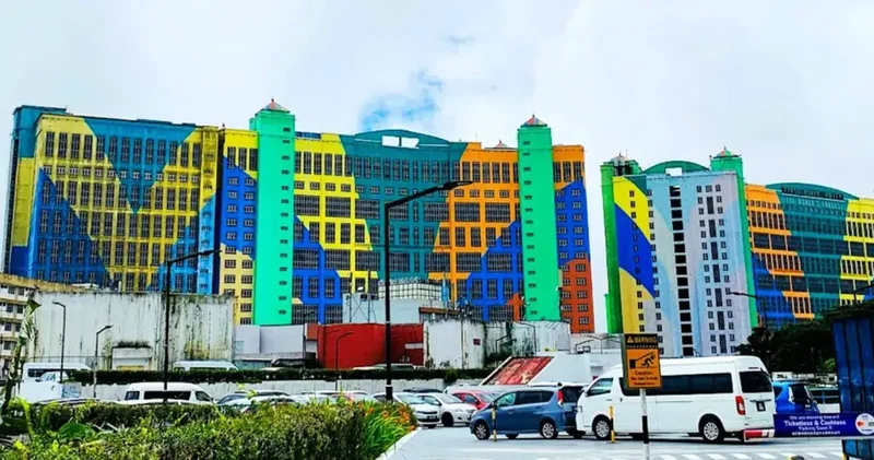 7 binden fazla odası bulunuyor: Her sabah binlerce kişi aynı anda uyanıyor