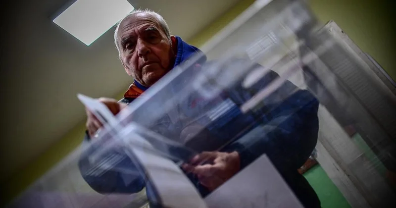 Bulgaristan da vatandaşlar son 5 yılda 8 inci kez sandık başına gidecek