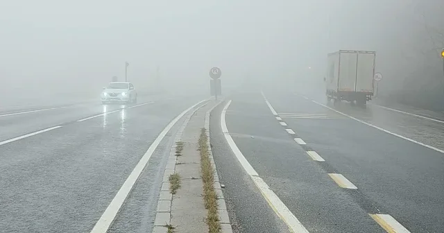 Yoğun sis Bolu Dağı nı kapladı VİDEO İZLE