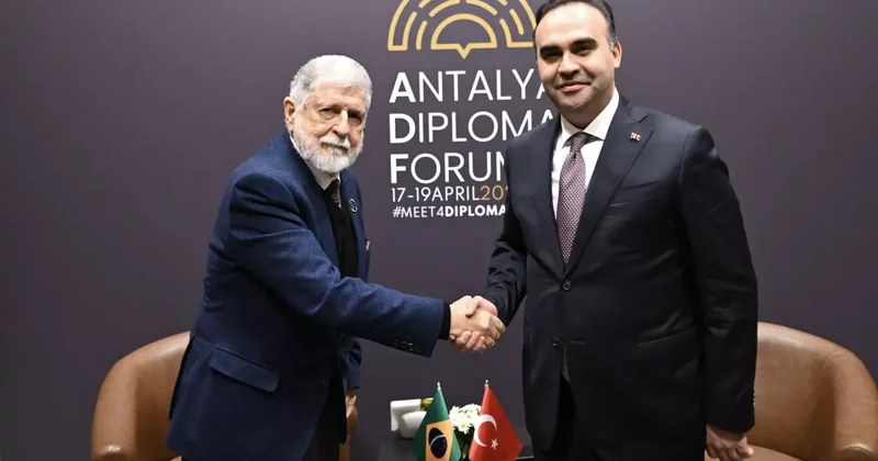 Antalya’da diplomasi trafiği! Bakan Kacır’dan peş peşe kritik görüşmeler