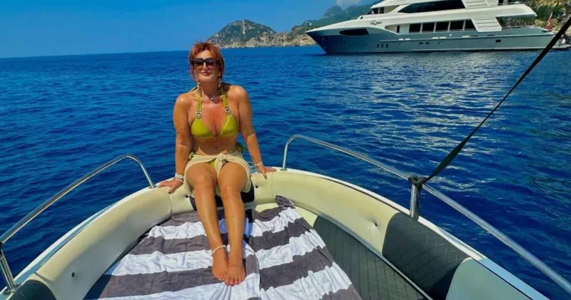 Emeklilerin hesabını boşaltıp Yunan adaları tatiline çıkan bankacı yakalandı