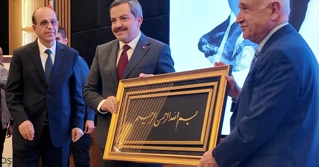 Turgut Özal, vefatının 33 üncü yılında MTÜ de anıldı Malatya Haberleri