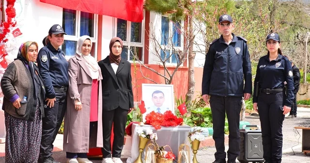 Şehit polisin adı memleketi Feke de okula verildi Adana Haberleri