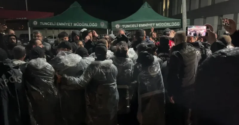 Gülistan Doku dosyasında iki şüpheli adliyede! Adliye önü karıştı; polis zor durdurdu Sözcü Gazetesi