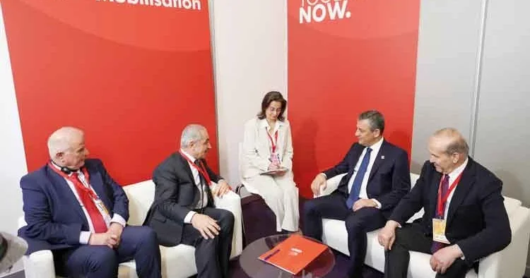 İspanya’da sol zirve