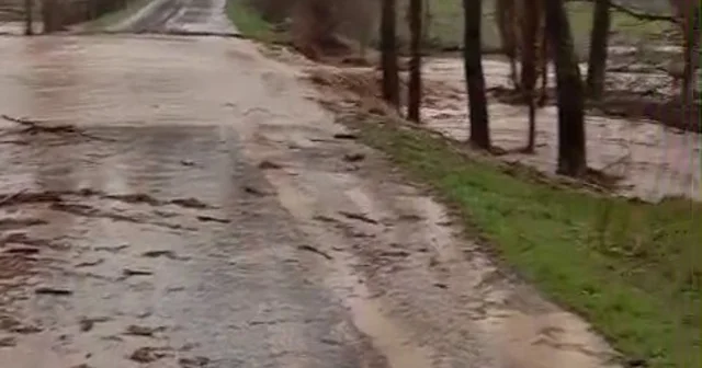 Sivas ta kuvvetli yağış taşkınlara neden oldu Sivas Haberleri