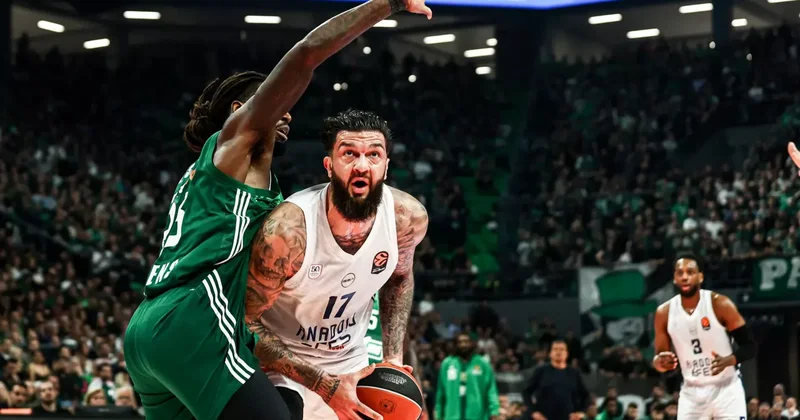 Ergin Ataman, Anadolu Efes i farklı yendi