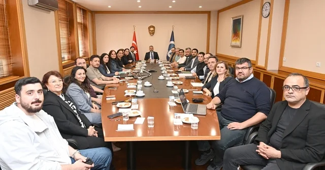 Rektör Adıgüzel in katılımıyla AUPRESS Dergi Editörleri Değerlendirme Toplantısı yapıldı Eskişehir Haberleri