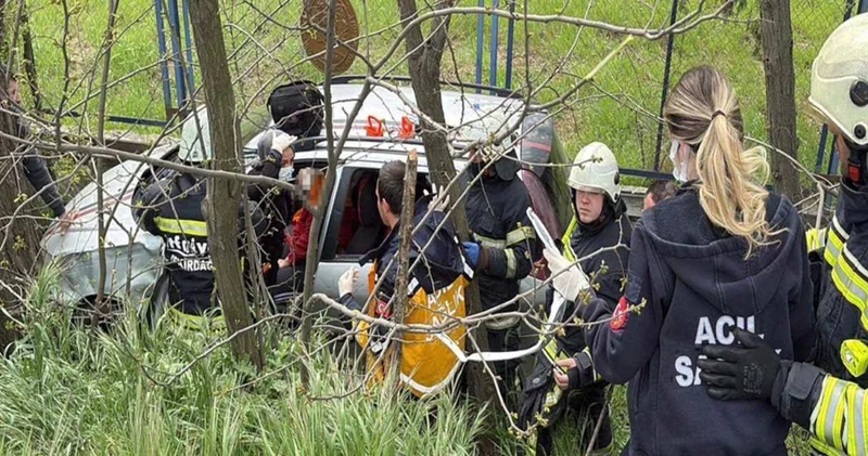 Seyir halindeyken kalp krizi geçirdi: Şarampole düşen araçta hayatını kaybetti!