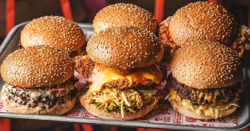 Efsanevi burger zincirine kayyum atandı: Kepenkler birer birer iniyor!