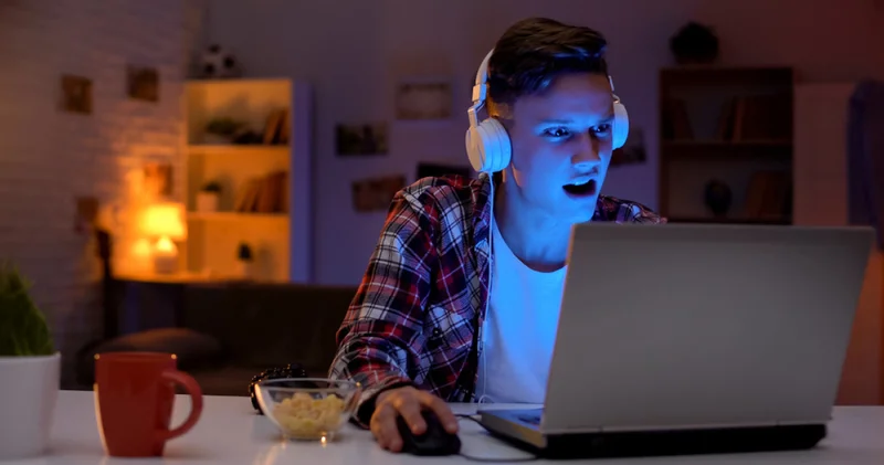 Dijital platformlardaki şiddet içerikleri için normalleşme uyarısı