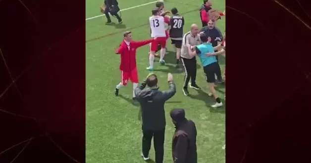 Gaziantep ekibi Diyarbakır’ı 5 2 mağlup etti, karşılaşma sonrası saha karıştı