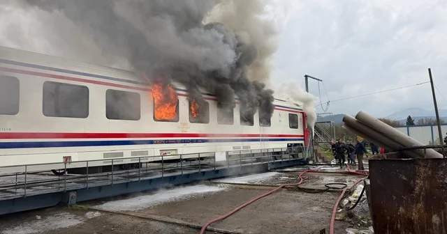 Tesiste üretilen vagon yandı Sakarya Haberleri
