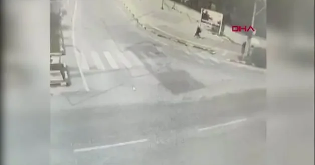 Zonguldak ta feci kaza: Kamyonun çarptığı 19 yaşındaki Aysu hayatını kaybetti