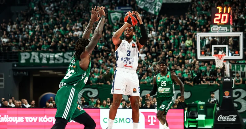 Panathinaikos Anadolu Efes: 97 62 (MAÇ SONUCU)