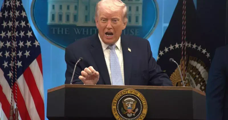 Trump: İran la anlaşma yapamazsak yeniden bombalarız