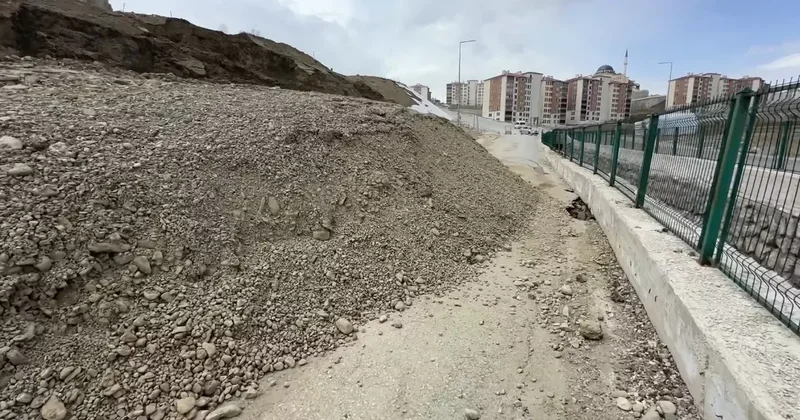 Pizok yolu 13 gündür kapalı